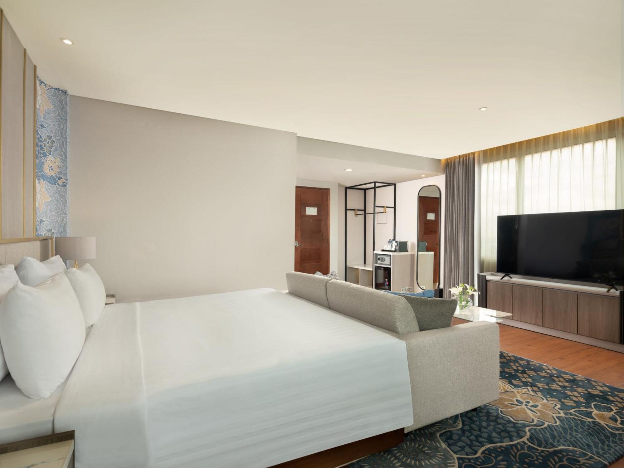 Hotel Santika Premiere Gubeng Surabaya Esterno foto