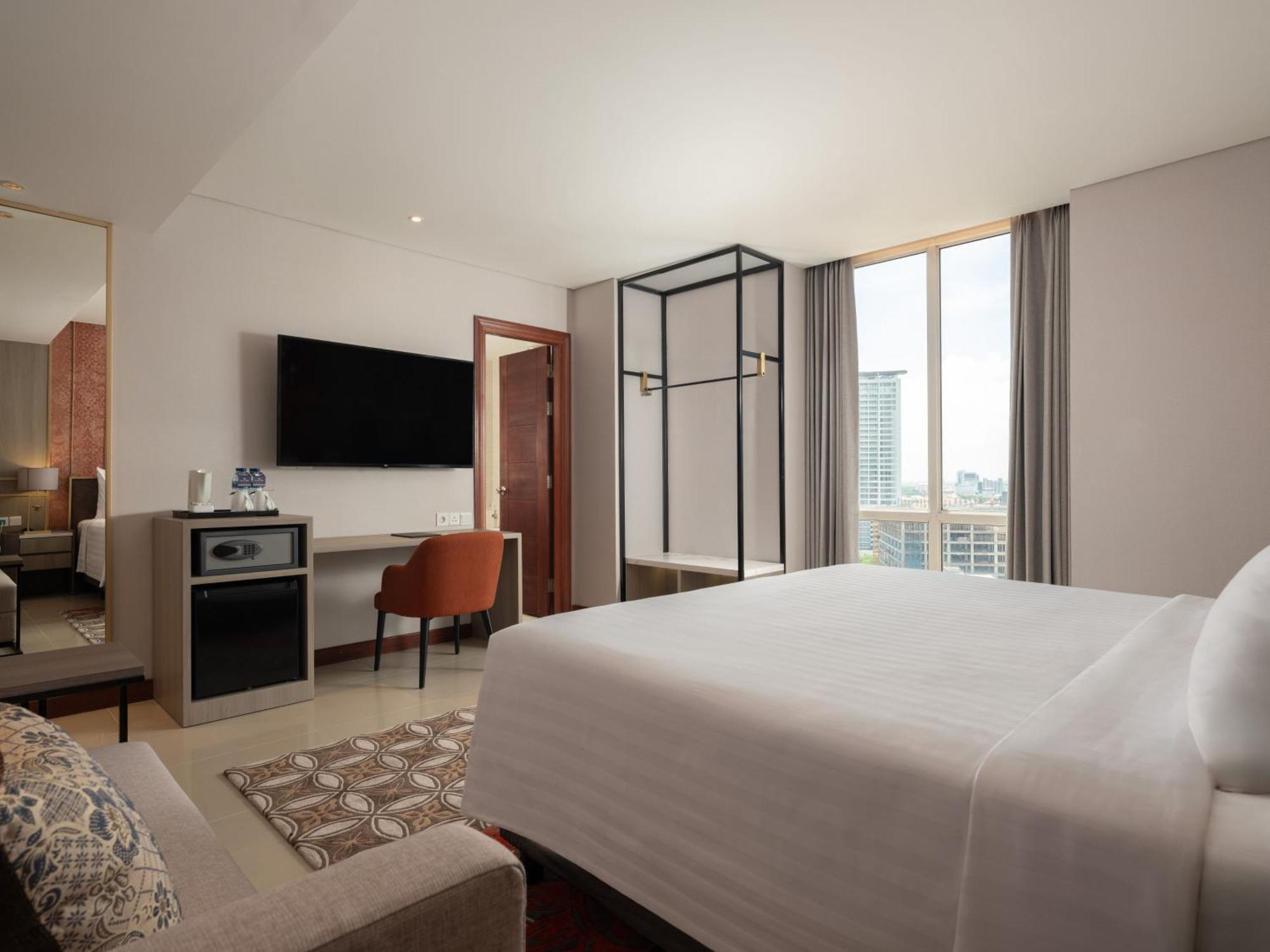 Hotel Santika Premiere Gubeng Surabaya Esterno foto