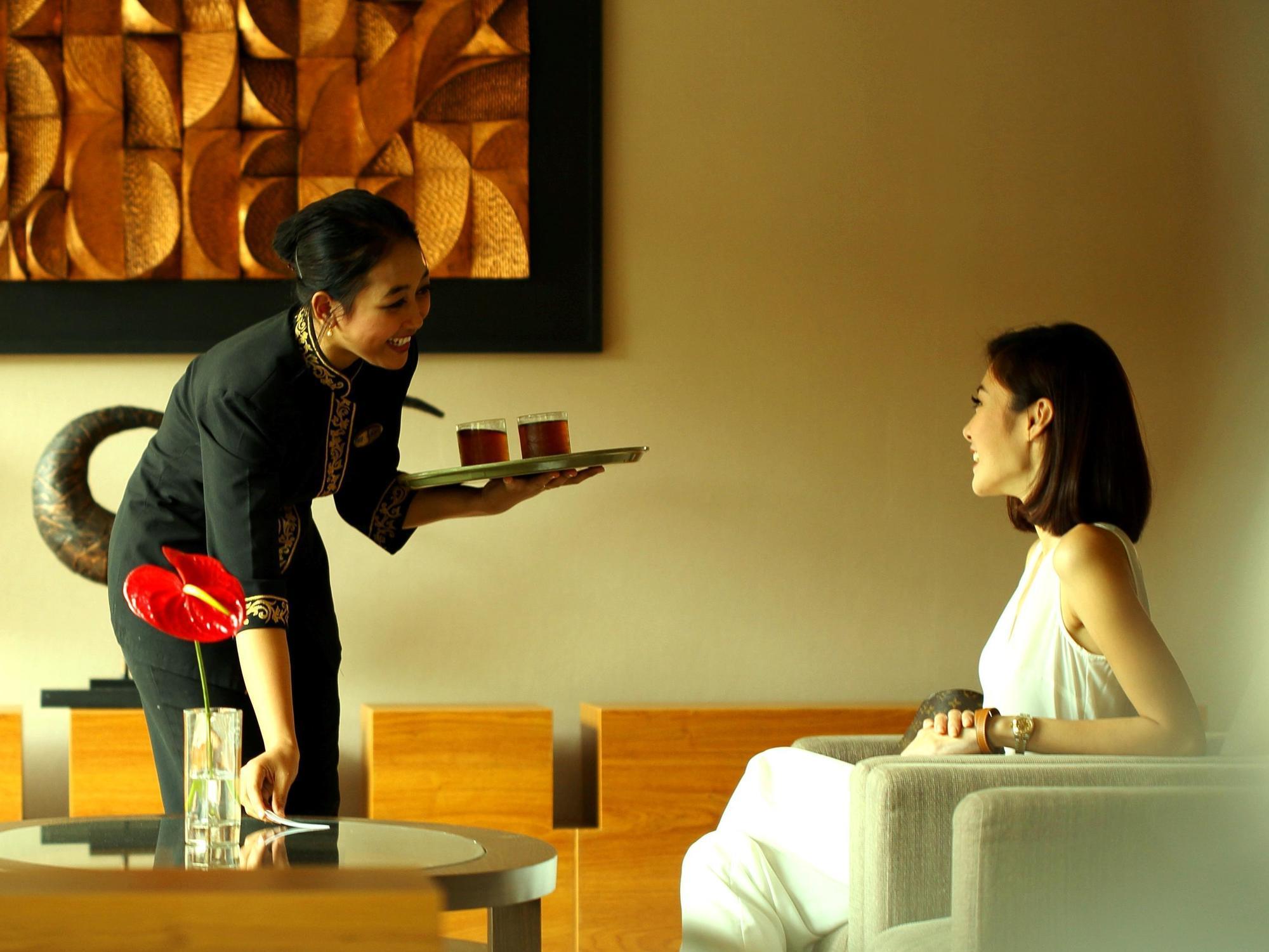 Hotel Santika Premiere Gubeng Surabaya Esterno foto
