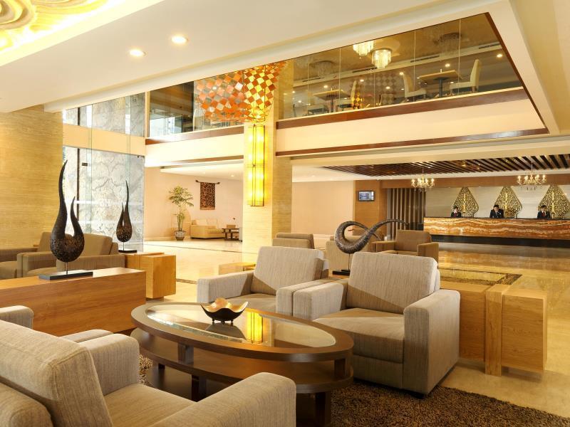 Hotel Santika Premiere Gubeng Surabaya Esterno foto